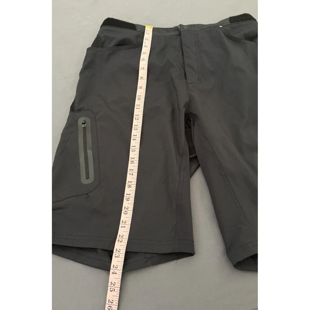 Zoic black cycling